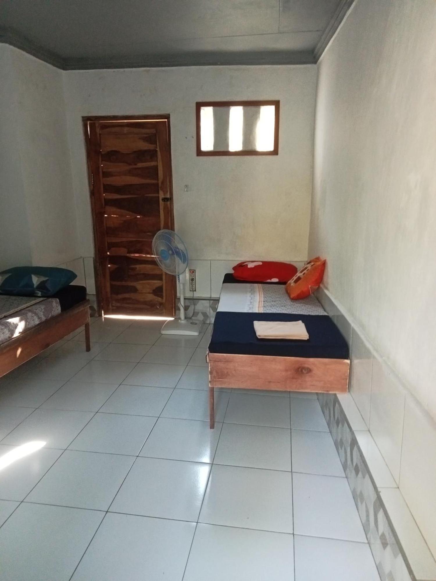 Atb Hostel Ловина Экстерьер фото