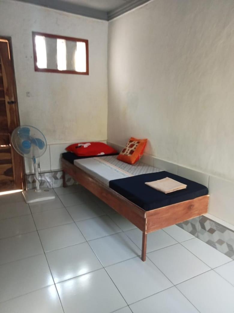 Atb Hostel Ловина Экстерьер фото